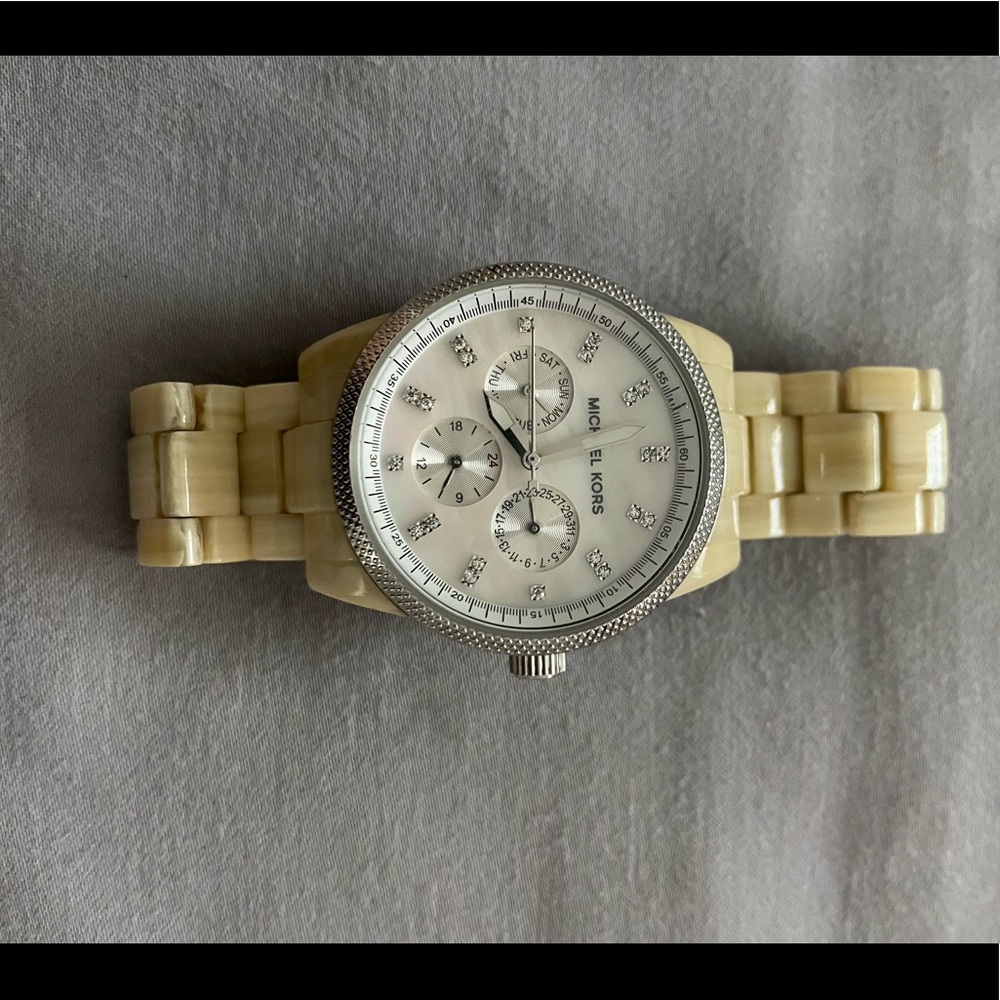 Michael Kors MK5625